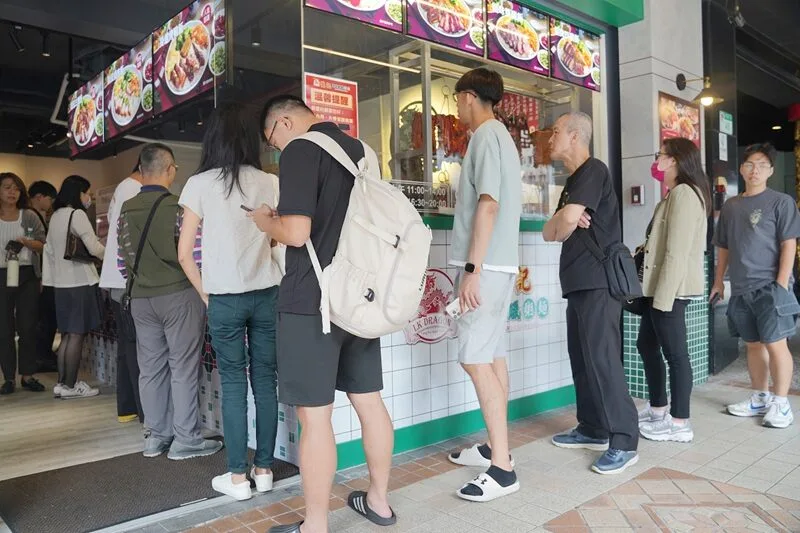 電影神料理這間吃得到 「龍記港式燒臘」搶攻午餐市場 電影神料理這間吃得到 「龍記港式燒臘」搶攻午餐市場