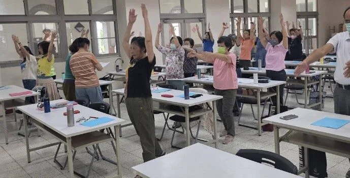 朝陽科大推動樂齡合唱 長者以歌聲培養默契展現自信 朝陽科大推動樂齡合唱 長者以歌聲培養默契展現自信